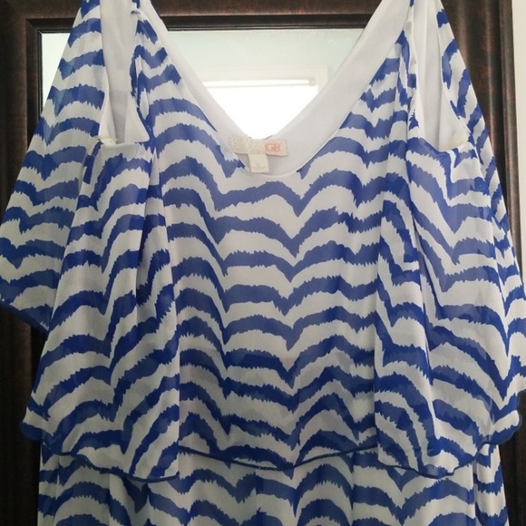 Like new condition Gianni Bini maxi dress - Picture 2 of 2